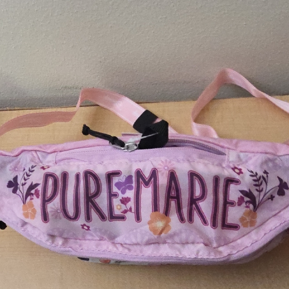 Wondapop Marie Belt Crossbody Bag - Picture 2 of 10